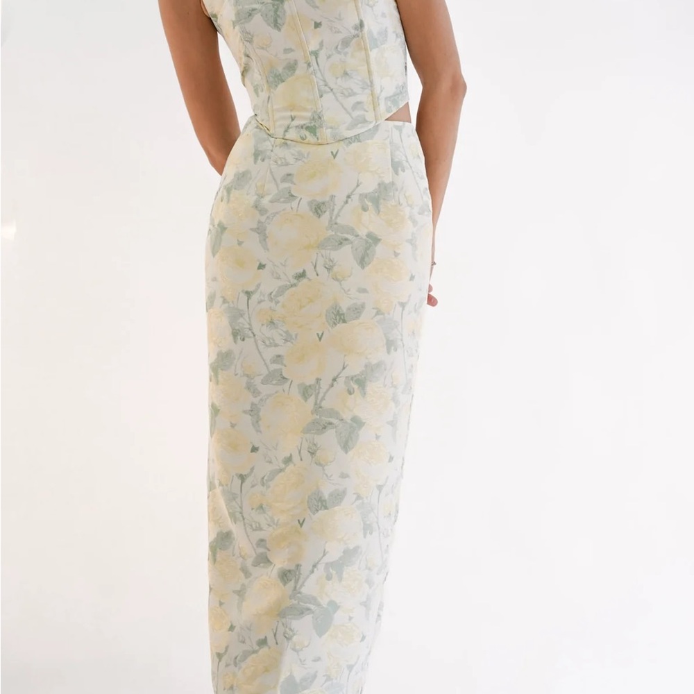 Yllw Yellow the Label Harmony Midi Skirt  and Andy corset top
FULL SET